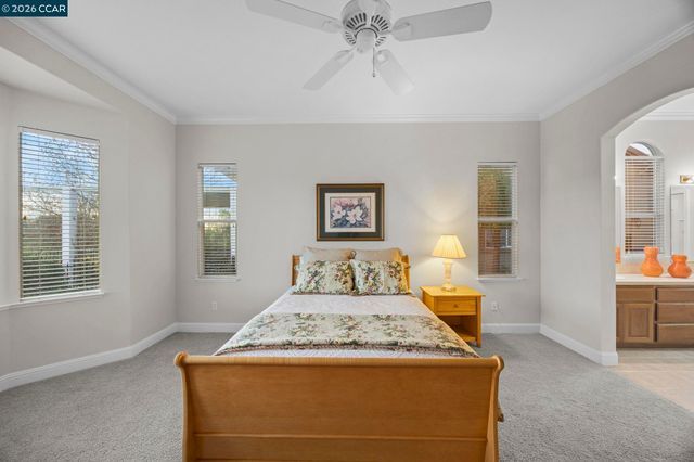 649 Baldwin Dr, Brentwood, CA 94513