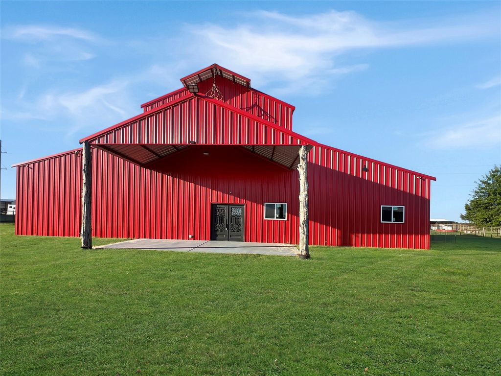 1277 B Gunter Road, Whitesboro, TX 76273