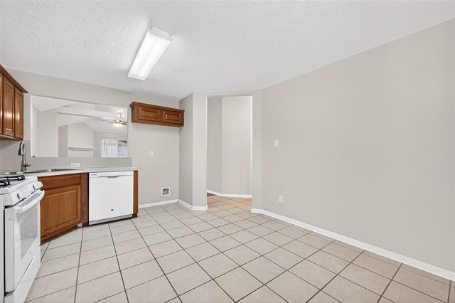 22938 Sugar Bear Drive, Spring, TX 77389