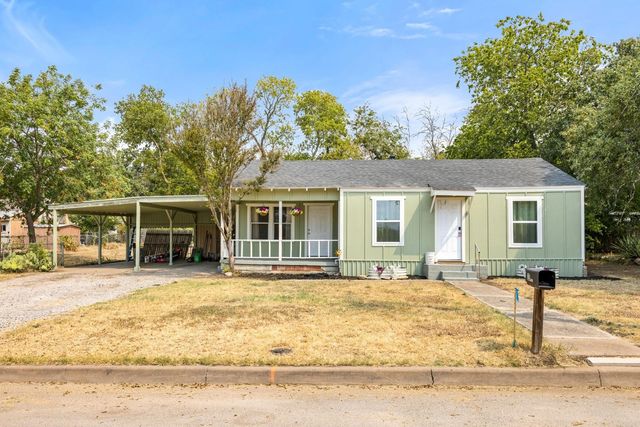 207 E 4th Street, Weatherford, TX 76086
