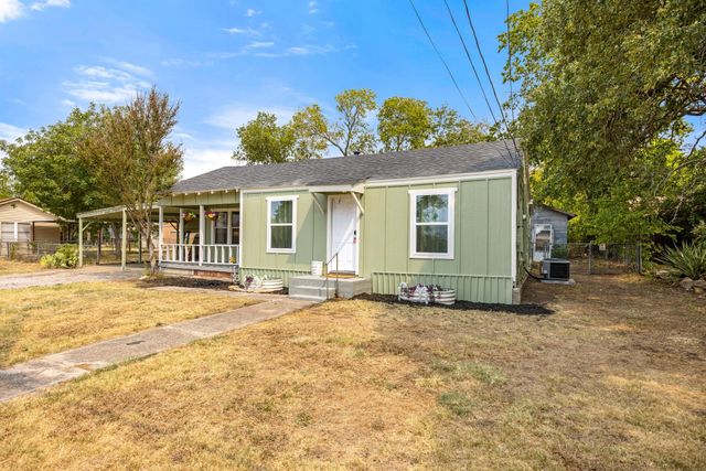 207 E 4th Street, Weatherford, TX 76086