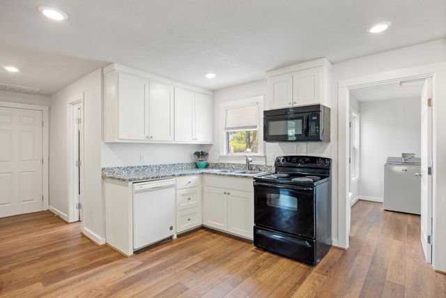 207 E 4th Street, Weatherford, TX 76086