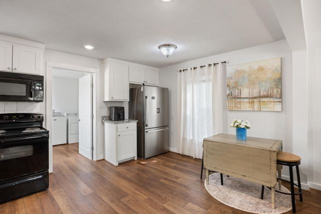 207 E 4th Street, Weatherford, TX 76086