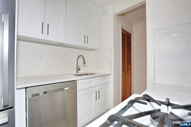 150 Overlook Avenue 7A, Hackensack, NJ 07601