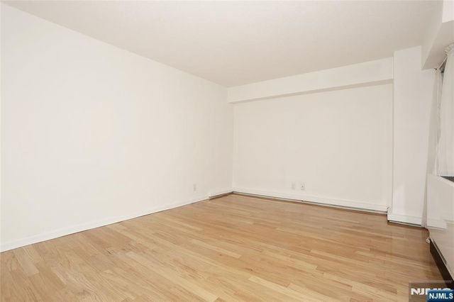 150 Overlook Avenue 7A, Hackensack, NJ 07601
