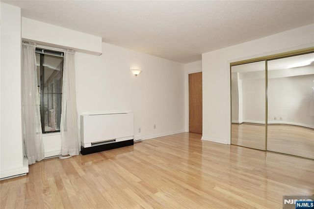 150 Overlook Avenue 7A, Hackensack, NJ 07601