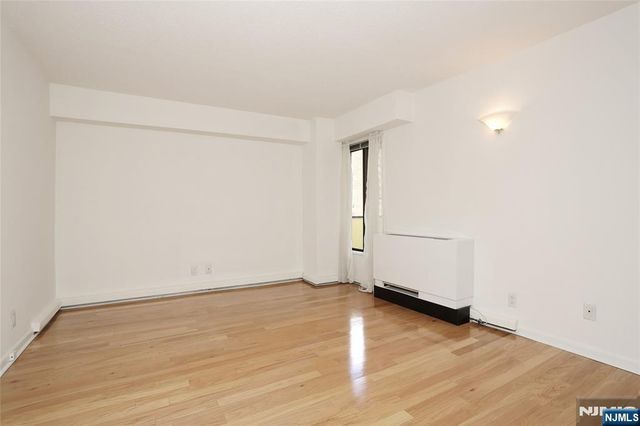 150 Overlook Avenue 7A, Hackensack, NJ 07601