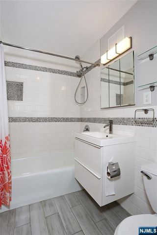 150 Overlook Avenue 7A, Hackensack, NJ 07601