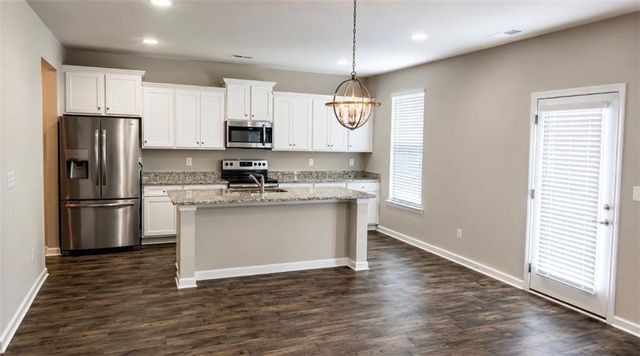 684 Ragan Court, Social Circle, GA 30025