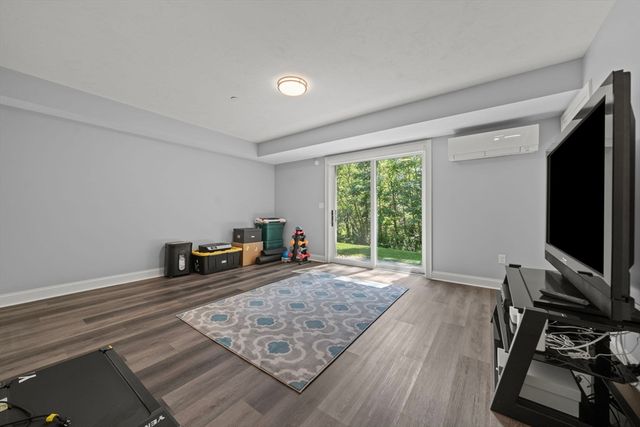 168 Lowell St 1, Wilmington, MA 01887