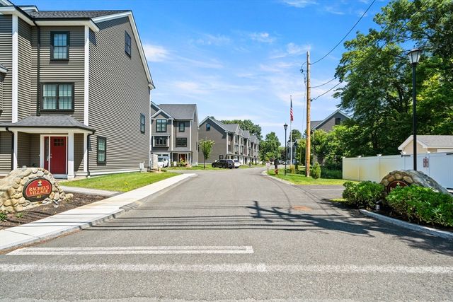 168 Lowell St 1, Wilmington, MA 01887
