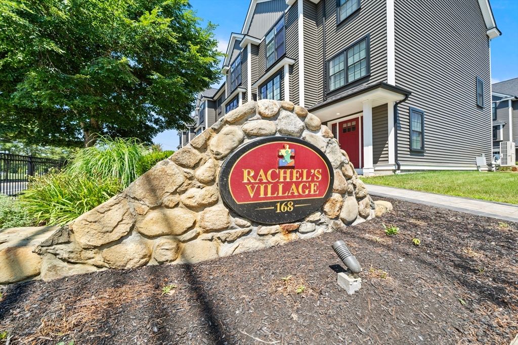 168 Lowell St 1, Wilmington, MA 01887