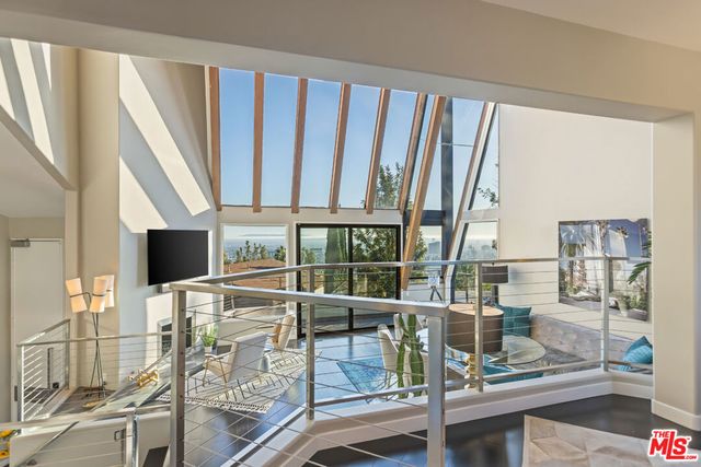 5682 Spreading Oak Drive, Los Angeles, CA 90068