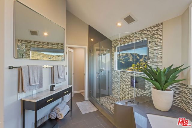 5682 Spreading Oak Drive, Los Angeles, CA 90068