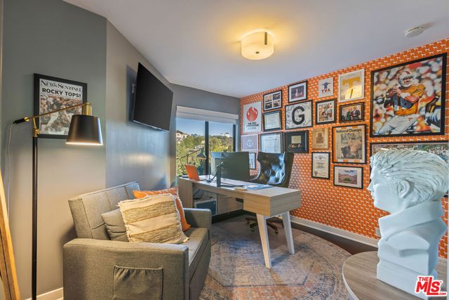 5682 Spreading Oak Drive, Los Angeles, CA 90068