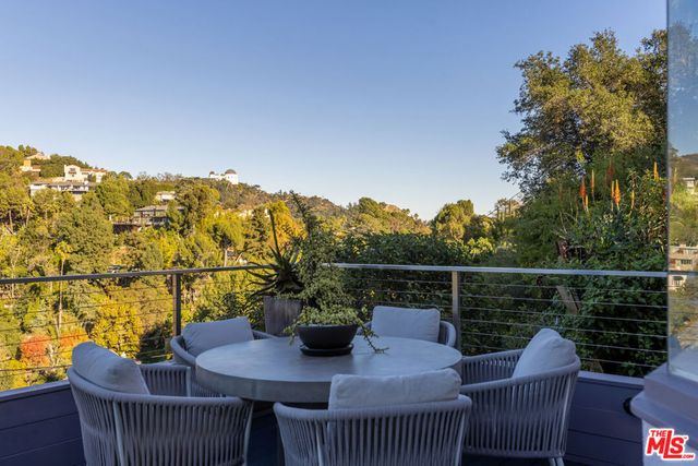 5682 Spreading Oak Drive, Los Angeles, CA 90068