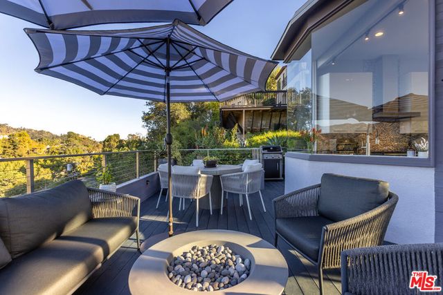 5682 Spreading Oak Drive, Los Angeles, CA 90068