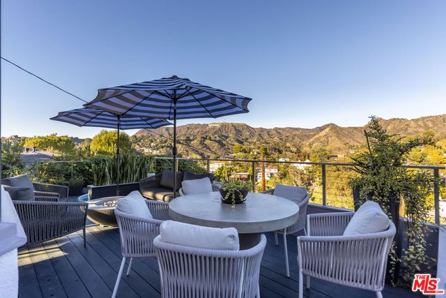 5682 Spreading Oak Drive, Los Angeles, CA 90068