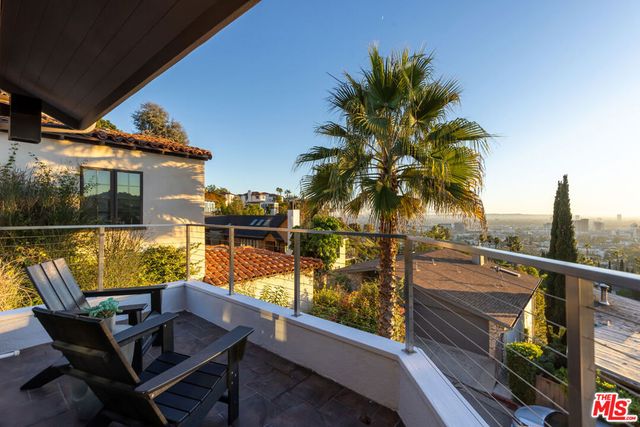 5682 Spreading Oak Drive, Los Angeles, CA 90068