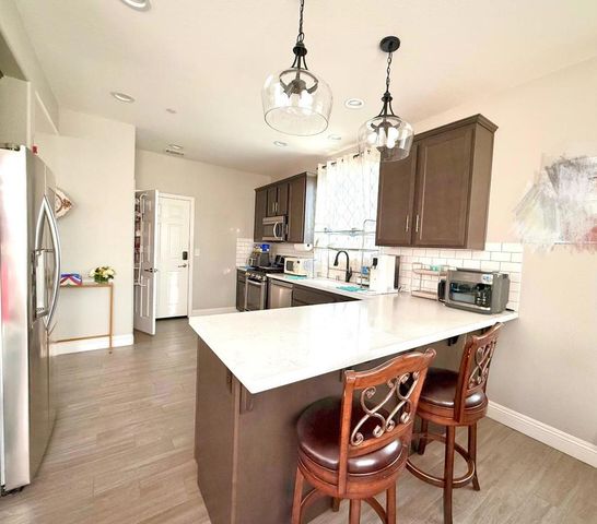 211 Las Flores Drive, Guadalupe, CA 93434