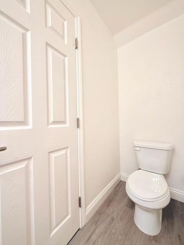 211 Las Flores Drive, Guadalupe, CA 93434