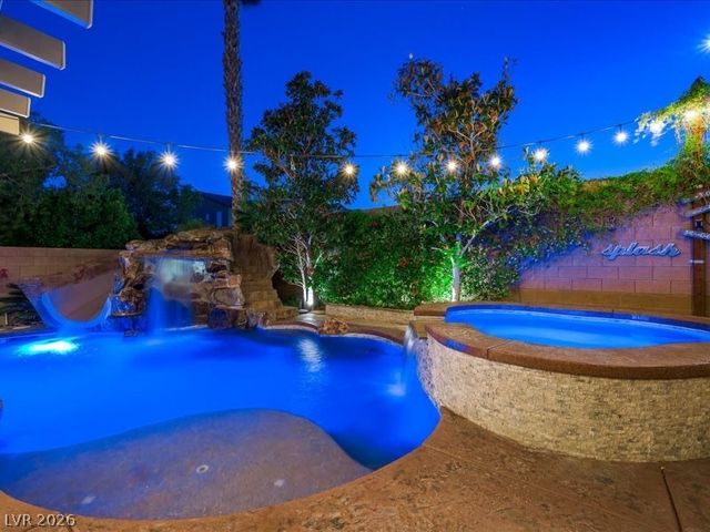 8033 Redbud Vine Street, North Las Vegas, NV 89085