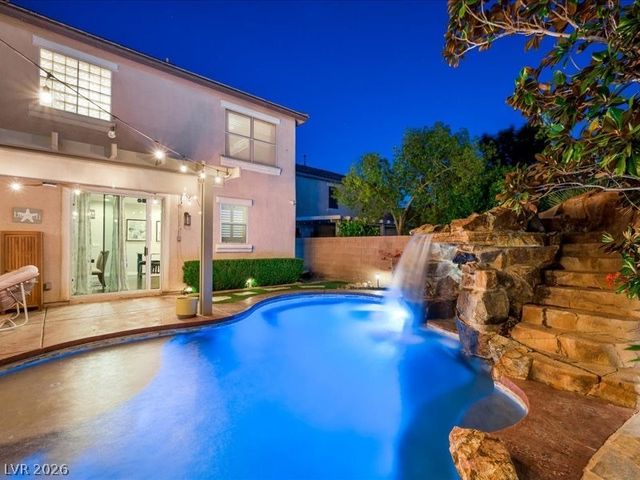 8033 Redbud Vine Street, North Las Vegas, NV 89085