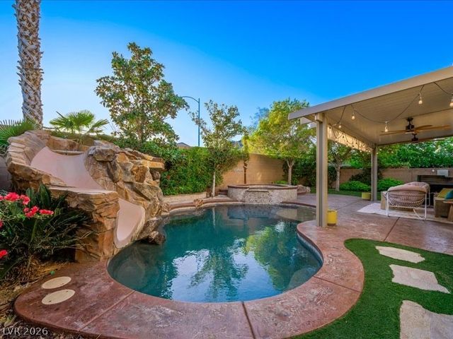 8033 Redbud Vine Street, North Las Vegas, NV 89085