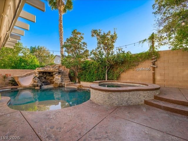 8033 Redbud Vine Street, North Las Vegas, NV 89085