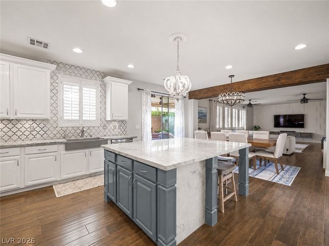 8033 Redbud Vine Street, North Las Vegas, NV 89085