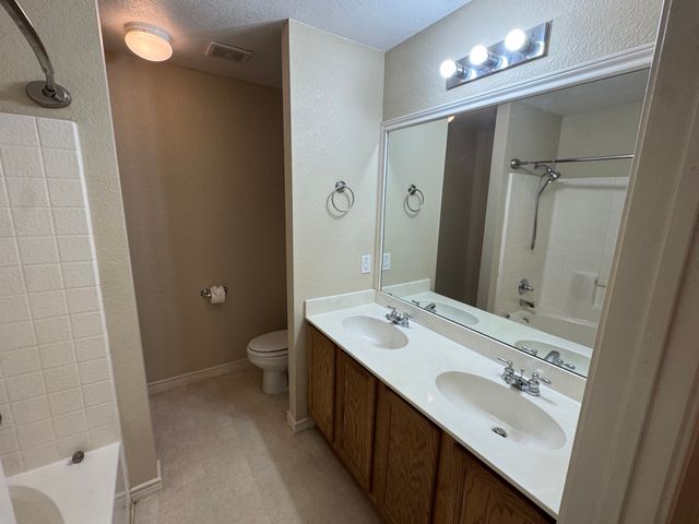 8831 Holliday Lane, Aubrey, TX 76227