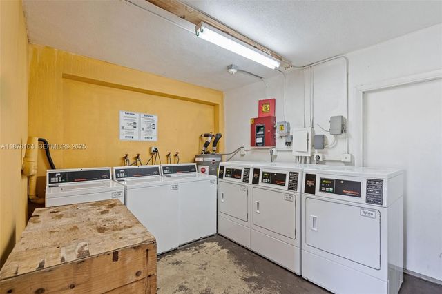 200 Croton Ave 104 104, Lantana, FL 33462