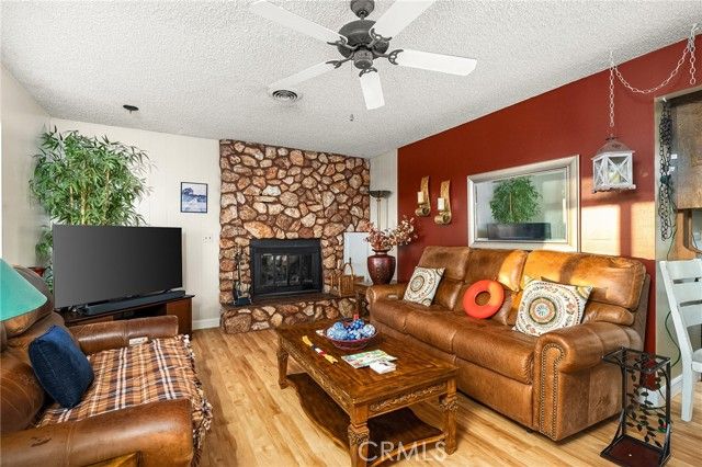 385 Dunstone, Oroville, CA 95966