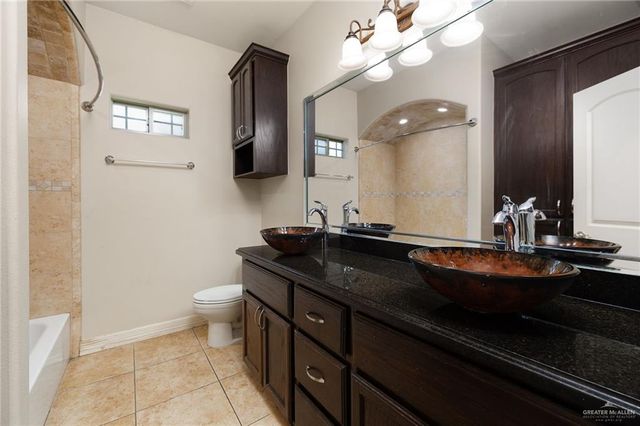 2612 Serrano Street, Edinburg, TX 78539