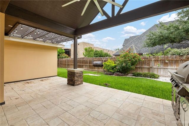 2612 Serrano Street, Edinburg, TX 78539