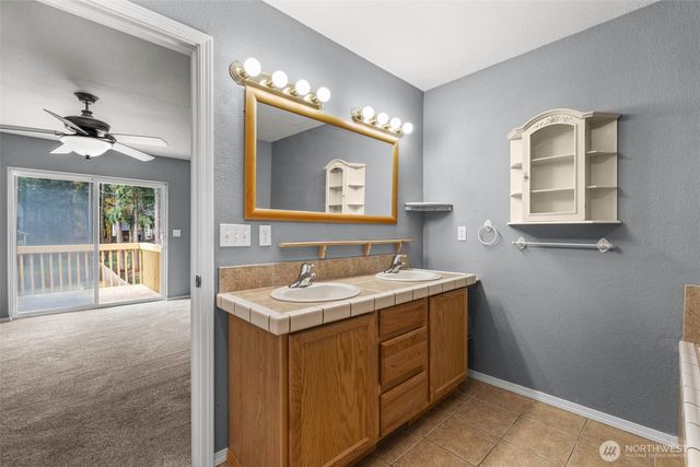 17939 Upland Drive SE, Yelm, WA 98597