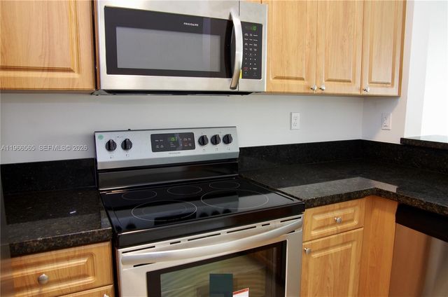 2826 SE 16th Pl 100, Homestead, FL 33035