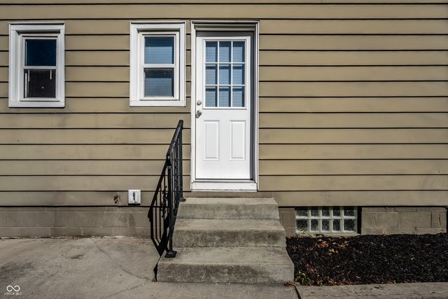 5038 Caroline Avenue, Indianapolis, IN 46205
