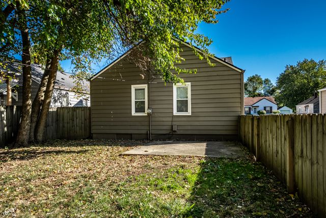 5038 Caroline Avenue, Indianapolis, IN 46205