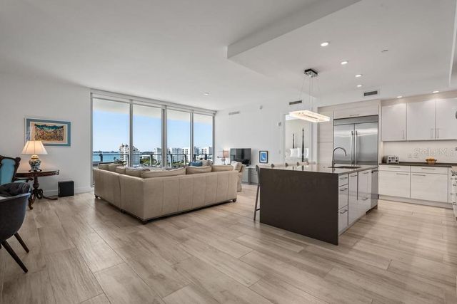 1155 N GULFSTREAM AVENUE 802, Sarasota, FL 34236