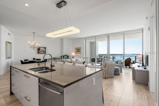 1155 N GULFSTREAM AVENUE 802, Sarasota, FL 34236