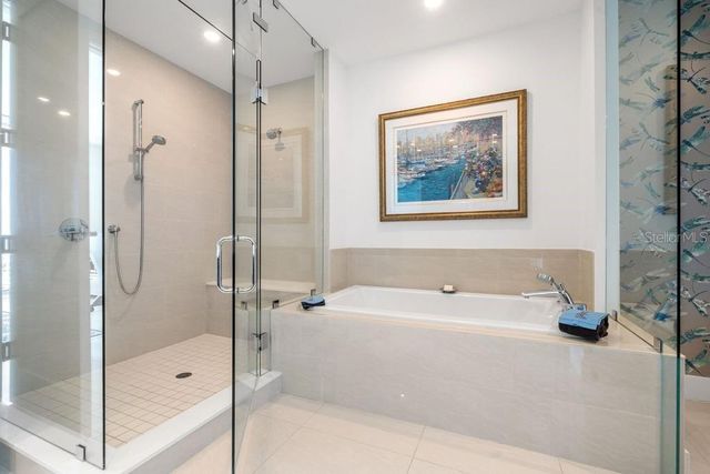 1155 N GULFSTREAM AVENUE 802, Sarasota, FL 34236
