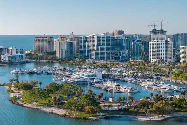 1155 N GULFSTREAM AVENUE 802, Sarasota, FL 34236