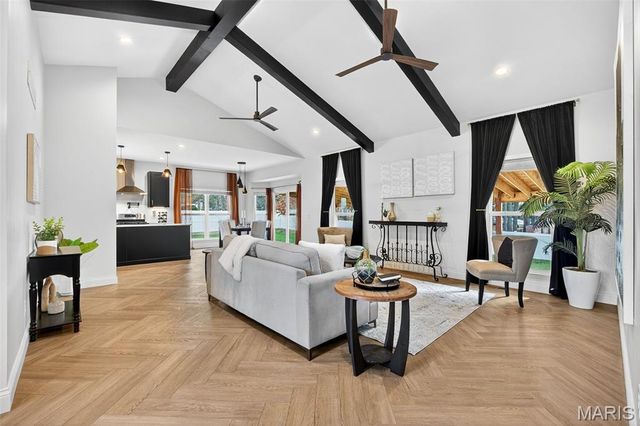 4 Sunset Acres Drive, Cottleville, MO 63304