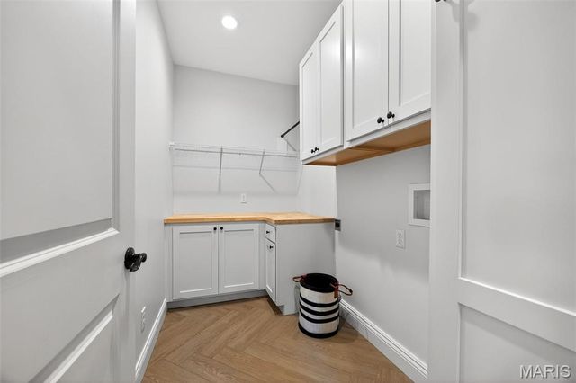 4 Sunset Acres Drive, Cottleville, MO 63304