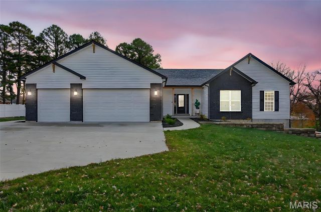 4 Sunset Acres Drive, Cottleville, MO 63304