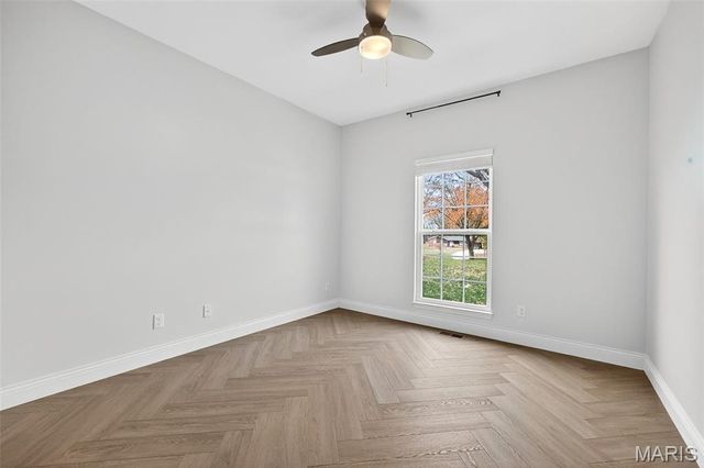 4 Sunset Acres Drive, Cottleville, MO 63304