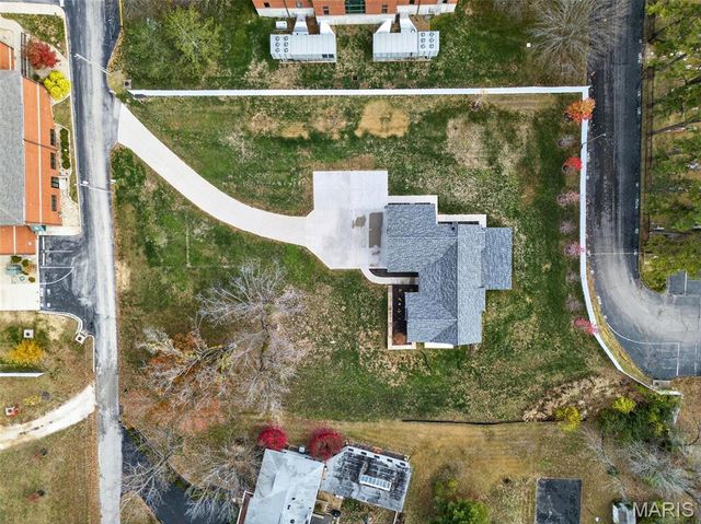 4 Sunset Acres Drive, Cottleville, MO 63304