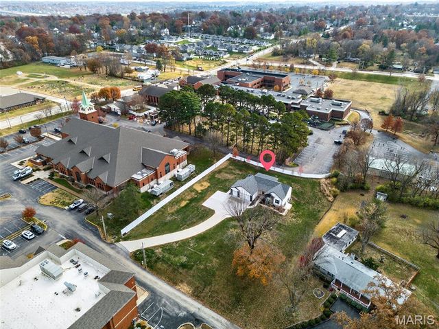 4 Sunset Acres Drive, Cottleville, MO 63304