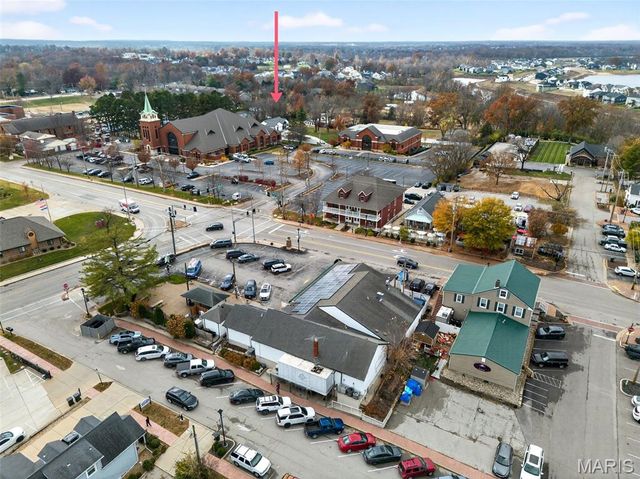 4 Sunset Acres Drive, Cottleville, MO 63304